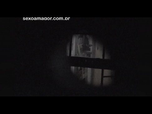 ❤️ Lourinho é filmado secretamente por um voyeur de bairro escondido atrás de tijolos ocos ️❌ Porno vídeo em pt.camporner.top ❌❤